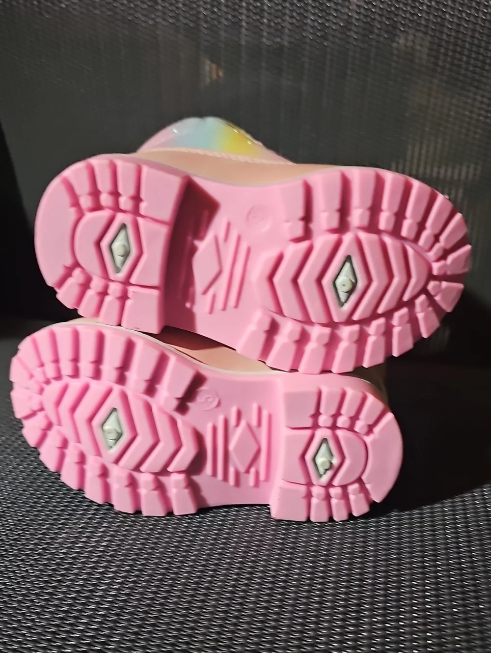 Nwot Beverly Hills Polo Club Pink Lace-Up Kids Ankle Boots with Rainbow Collar